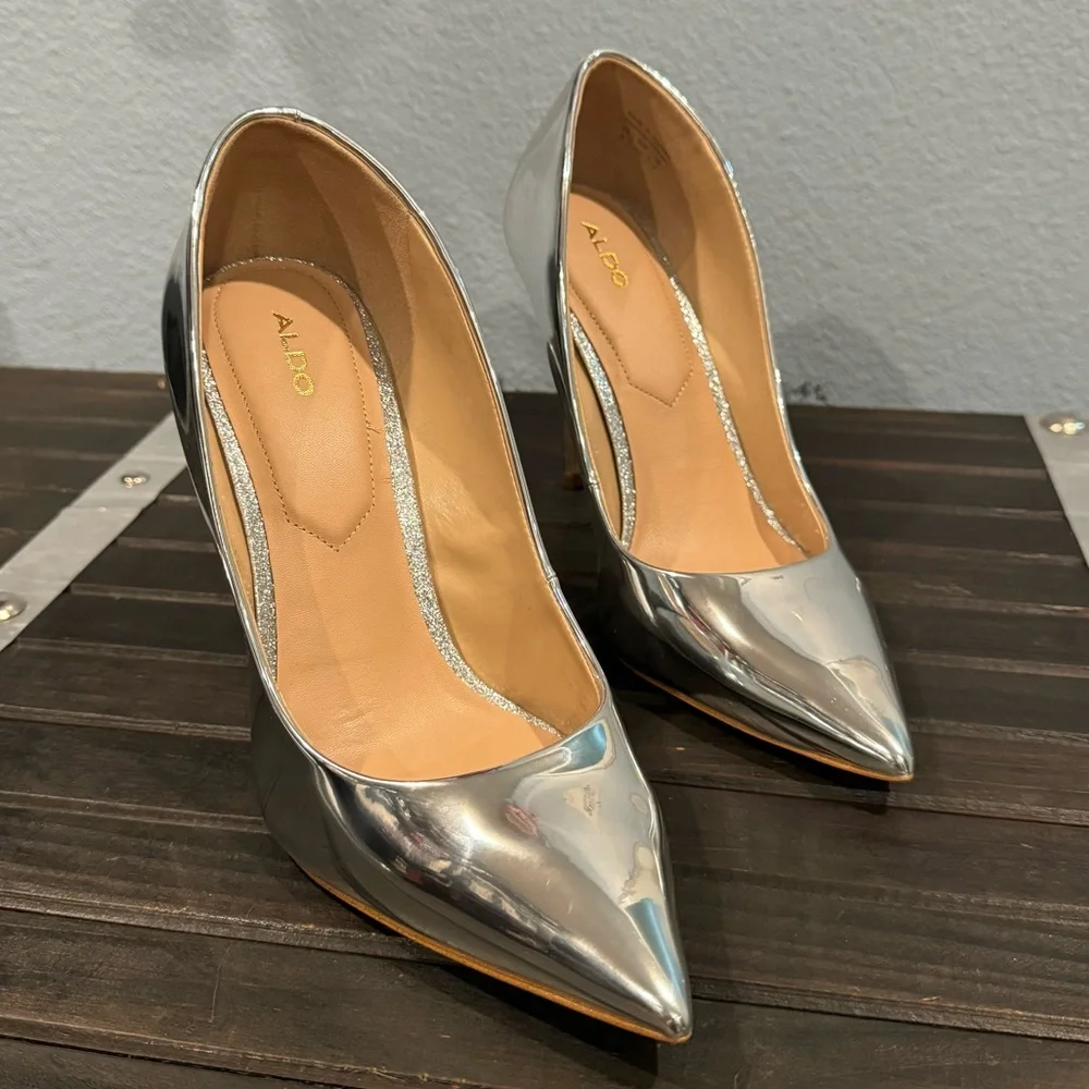 New ALDO Silver Metallic Heels - Picture 3 of 5